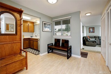 5726 183rd St SW, Lynnwood, WA 98037 - photo 2