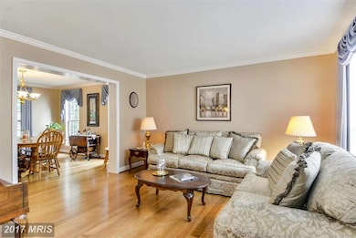 17923 Wheatridge Dr, Germantown, MD 20874 - photo 5