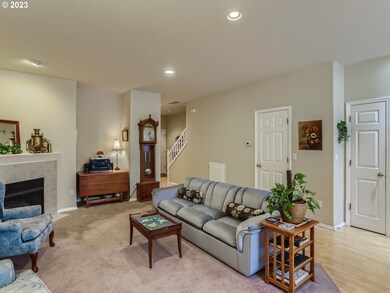 20282 Hoodview Ave, West Linn, OR 97068 - photo 5