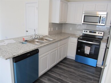 803 S 4th St unit 1 & 2, Bonham, TX 75418 - photo 7