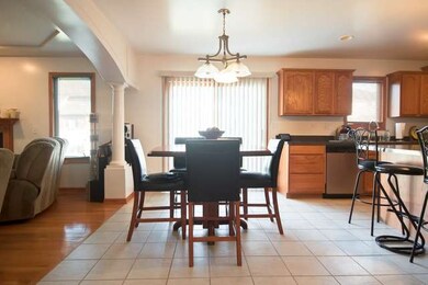 4846 Summerhill Dr, Country Club Hills, IL 60478 - photo 4