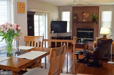 2650 Woodcock Ct, Herndon, VA 20171 - photo 7