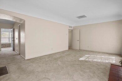 27 Half Moon Dr, El Paso, TX 79915 - photo 7