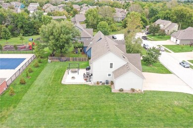 4388 SW Creekview Dr, Lees Summit, MO 64082 - photo 7