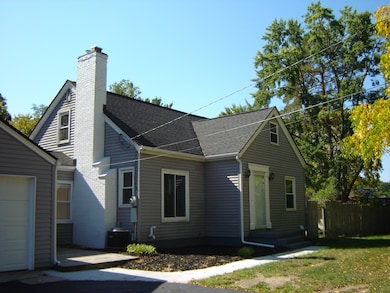 3030 Plainfield Ave NE, Grand Rapids, MI 49505 - photo 2