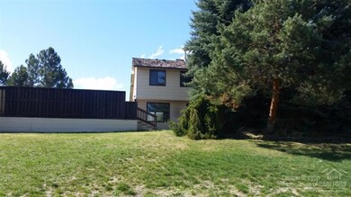 3698 SW Helmholtz Way, Redmond, OR 97756 - photo 3