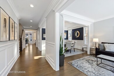 408 E Huntington Ln, Elmhurst, IL 60126 - photo 4