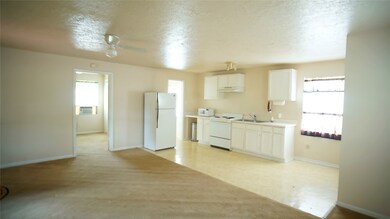 701.5 Redan St, Houston, TX 77009 - photo 6