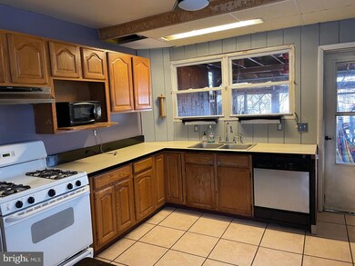 2514 Washington Blvd, Baltimore, MD 21230 - photo 4