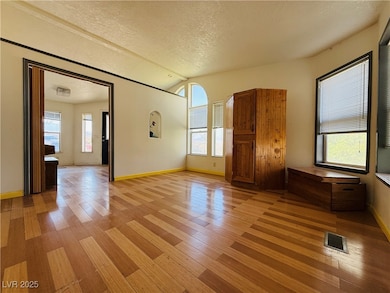 190 Winnemucca St, Ely, NV 89311 - photo 4