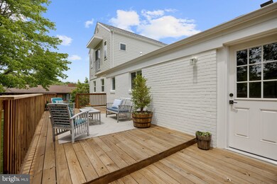 2209 Rollins Dr, Alexandria, VA 22307 - photo 6