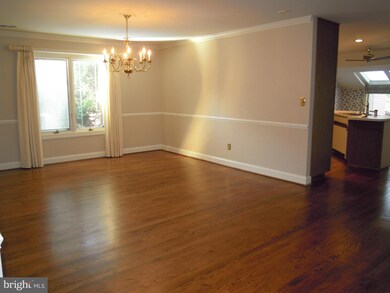 9 Seminary Dr, Lutherville Timonium, MD 21093 - photo 7