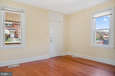8013 Moro St, Philadelphia, PA 19136 - photo 5
