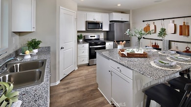 30753 Viper Ct, Menifee, CA 92596 - photo 3