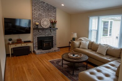 255 Cowell Rd unit 255, Wrentham, MA 02093 - photo 6
