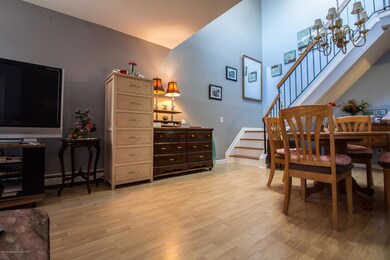 165 Lamped Loop unit A, Staten Island, NY 10314 - photo 5