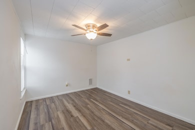 275 E 2nd St, Fond Du Lac, WI 54935 - photo 6