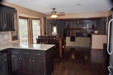 Open floor plan with BIG kitchen, breakroom room &