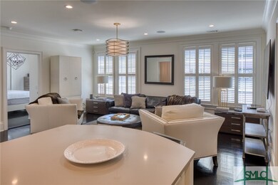 24 W Gordon Ln, Savannah, GA 31401 - photo 6