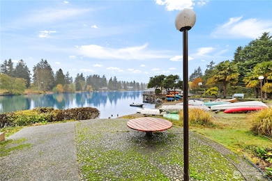 13229 Linden Ave N unit 306, Seattle, WA 98133 - photo 5