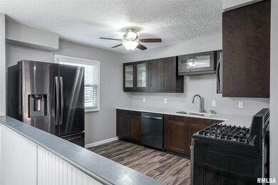 1419 N Zenith Ave, Davenport, IA 52804 - photo 7