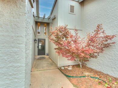 9803 Hefner Village Place, Oklahoma City, OK 73162 - photo 3