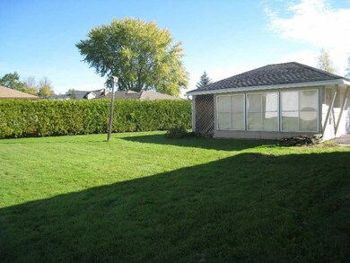 Yard/Garden. Rear yard