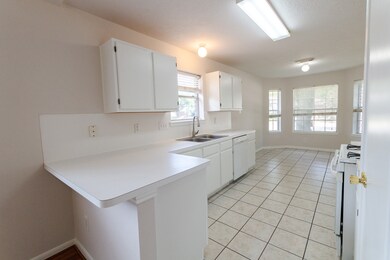 28723 Loddington St, Spring, TX 77386 - photo 6