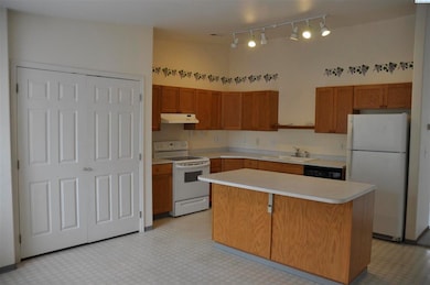 545 SE Quail Ridge Dr #1 unit 1, Pullman, WA 99163 - photo 2