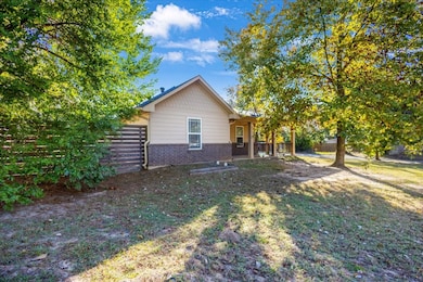 300 N Evenside St, Henderson, TX 75652 - photo 2