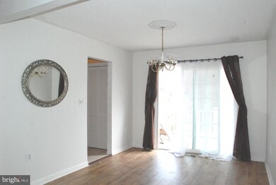 5811 Dale Dr, Sykesville, MD 21784 - photo 5