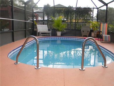 Swimming Pool/Hot Tub/Sauna.