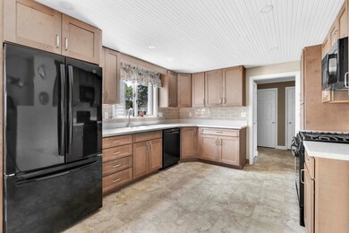 7 New Salt Rd, Old Orchard Beach, ME 04064 - photo 6