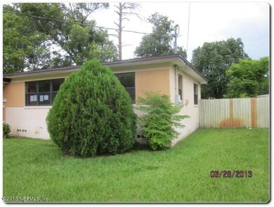2506 Hirsch Ave, Jacksonville, FL 32216 - photo 2