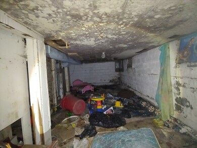 816 Pine St, Waukegan, IL 60085 - photo 4