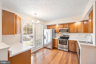 8032 Brightfield Rd, Ellicott City, MD 21043 - photo 4