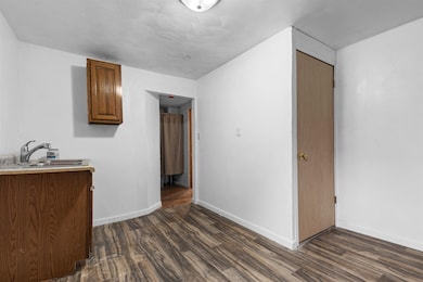 215 S Moore St, South Beloit, IL 61080 - photo 5