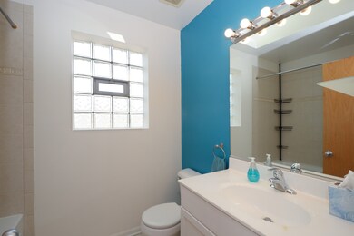 Full master bathroom