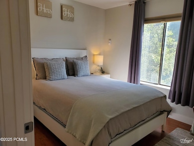 Bedroom-pic-2-scaled