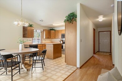 3708 W 29th Ct, Kennewick, WA 99337 - photo 2