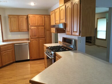 2875 SW Corbeth Ln, Troutdale, OR 97060 - photo 7