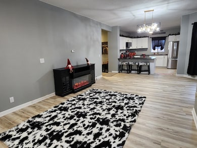 904 W 8th St, Muscatine, IA 52761 - photo 4