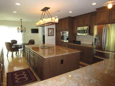 GREAT KITCHEN