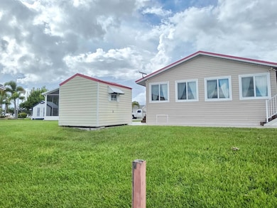 12350 SE 138th Blvd unit 148, Okeechobee, FL 34974 - photo 3