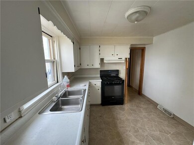 1st floor kitchen