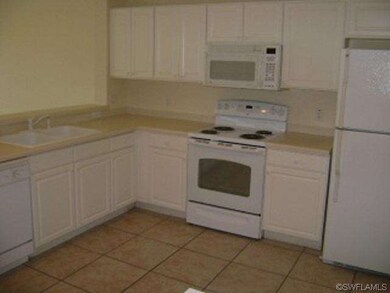 832 Hampton Cir, Naples, FL 34105 - photo 2