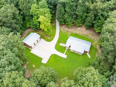 2771 Old Vincennes Rd, Mitchell, IN 47446 - photo 3