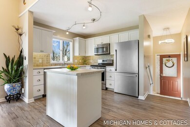 21-web-or-mls-660-crestview-st