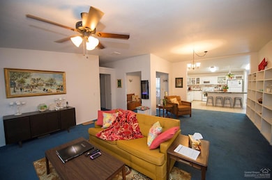 2307 SW Mariposa Loop, Redmond, OR 97756 - photo 5