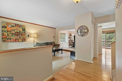 9467 Clocktower Ln, Columbia, MD 21046 - photo 6